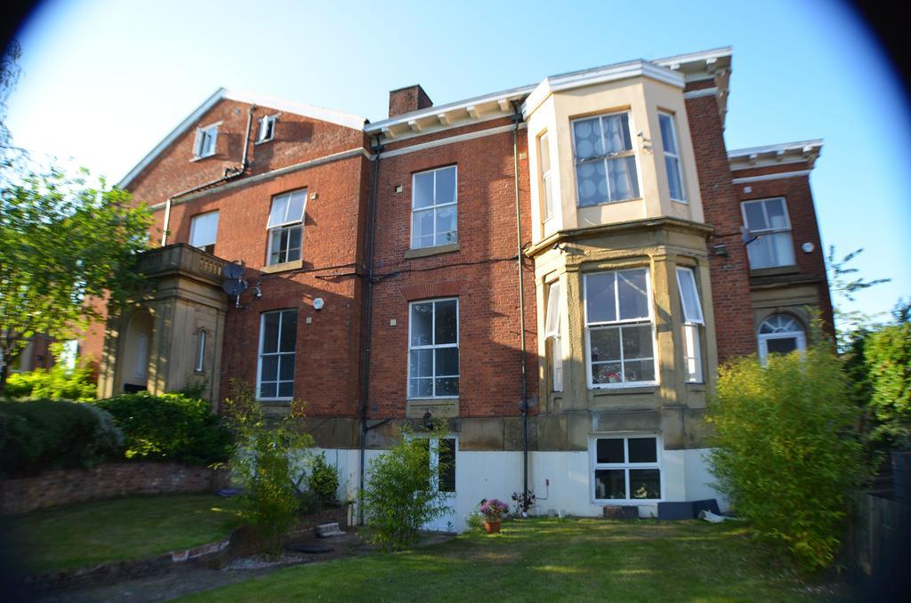 Queens Guesthouse Manchester Exterior photo